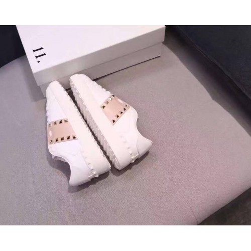 VALENTINO ROCKSTUD UNTITLED SNEAKER